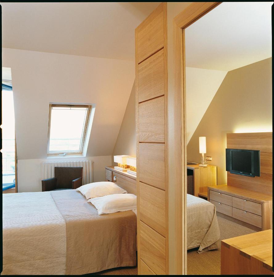 Hostellerie Pointe St-Mathieu Plougonvelin Kamer foto